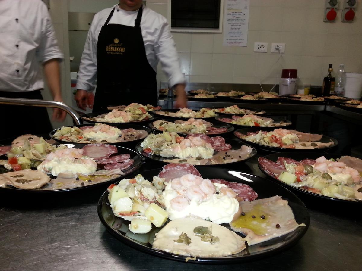 מלון פונזונה Relais Ristorante Sanfront מראה חיצוני תמונה